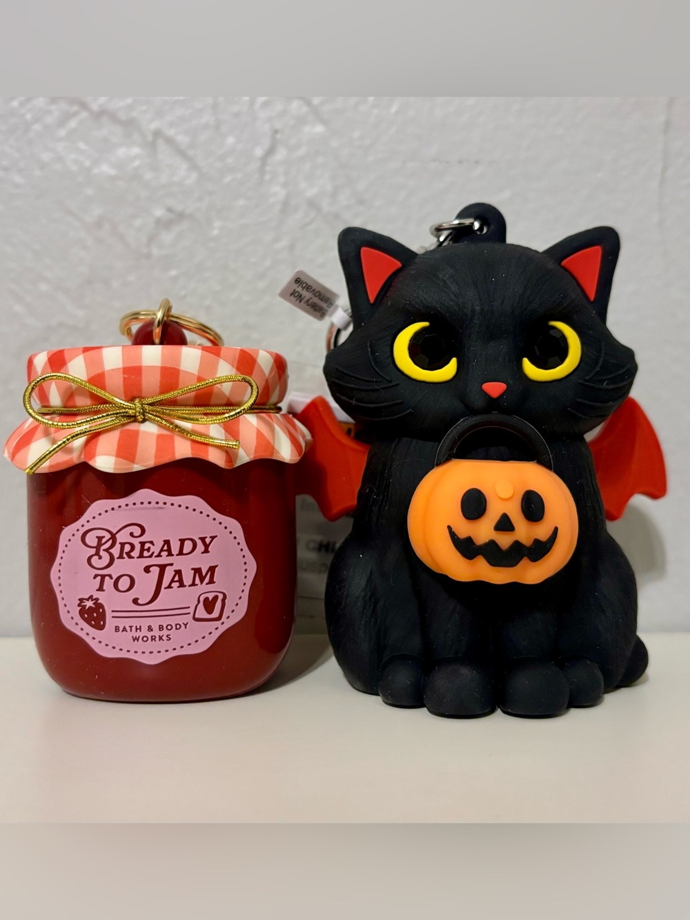 Bath & Body Works Light Up Spooky Black Cat & Jar of Jam Pocketbac Holders